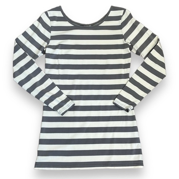 Matilda Jane Wide Gray and White Striped Top Women's Long Sleeve 90s Y2K - Picture 1 of 16